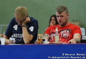 Mike und Patrick bei der Arbeit