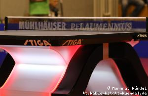 der Plaumenmus-Tisch