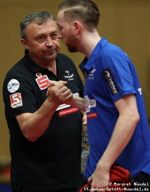 Miro Broda ber&auml;t Robin Devos (J&uuml;lich)