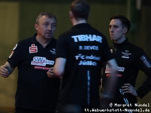 Miro Broda ber&auml;t Robin Devos(J&uuml;lich)