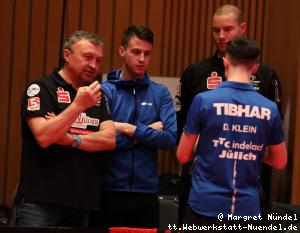 Miro Broda ber&auml;t Dennis Klein (J&uuml;lich)