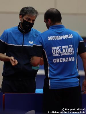 Trainer Colin Heow ber&auml;t Ioannis Sgouropoulos