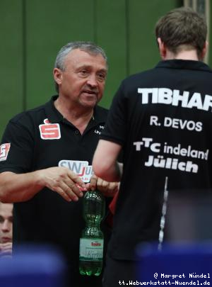 Miro Broda ber&auml;t Robin Devos (J&uuml;lich)