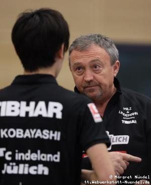 Miro Broda ber&auml;t Hiromu Kobayashi (J&uuml;lich)