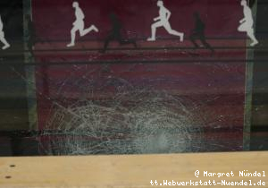 Halle: Schaden!