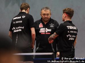 Miro Broda ber&auml;t Robin Devos und Kas van Oost (J&uuml;lich)