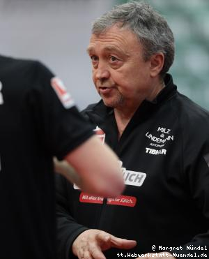 Miro Broda ber&auml;t Robin Devos/Barry Berben (J&uuml;lich)