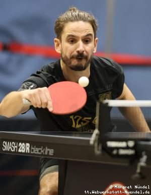 Dennis Dickhardt (Frankfurt)